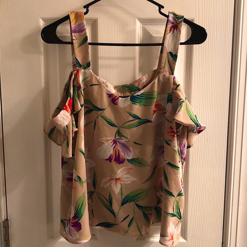 Floral cream blouse